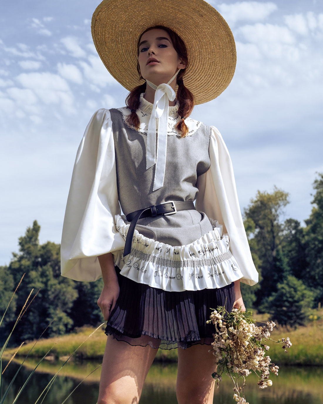 Layered skirt and apron detail, Vestiges